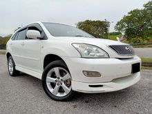 TOYOTA HARRIER 2.4(A) FACELIFT POWERBOOT/ FULL LEATHER SEAT / 2 ELECTRIC SEATS TIPTOP CONDITION
