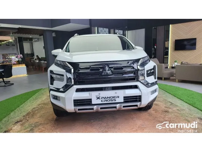 2025 Mitsubishi Xpander Cross Premium MPV