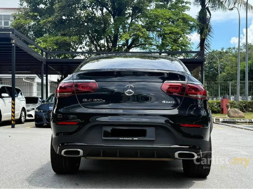2022 Mercedes-Benz GLC300e 4MATIC Coupe