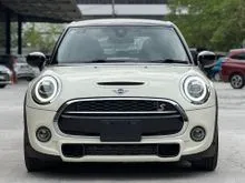 2021 MINI Cooper S 2.0 5 Door Facelift AppleCarplay UnionJackLights AmbientLights UpgradedRims KeylessEntry