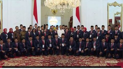 Jokowi Undang Teknisi Daihatsu di World Skill Competition 2019 ke Istana