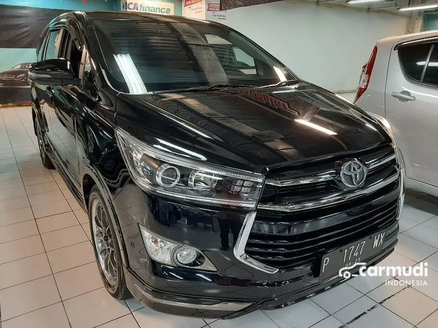 Jual Mobil Toyota Kijang Innova 2020 V 2.4 di Jawa Timur Automatic MPV Hitam Rp 410.000.000