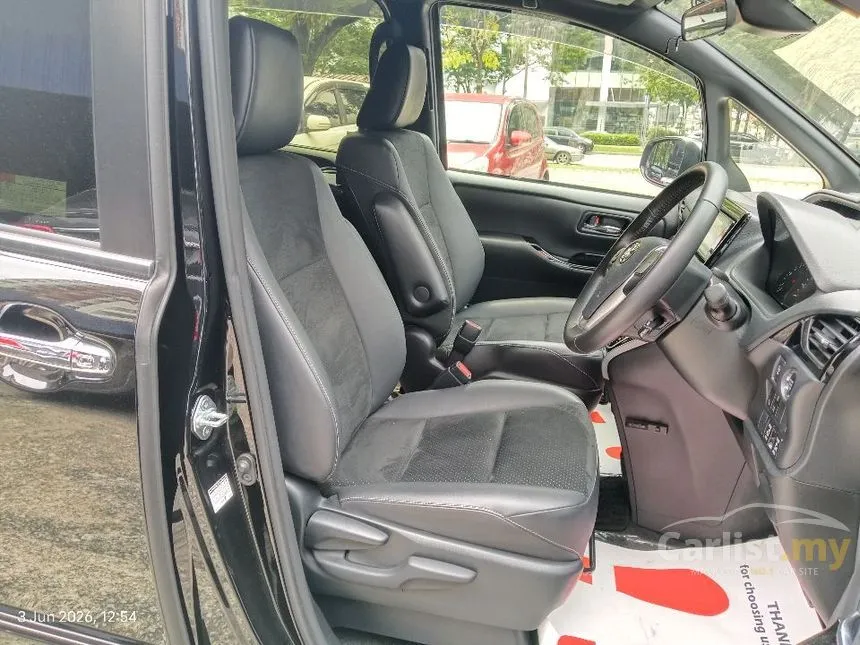 2021 Toyota Voxy ZS Kirameki III Edition MPV