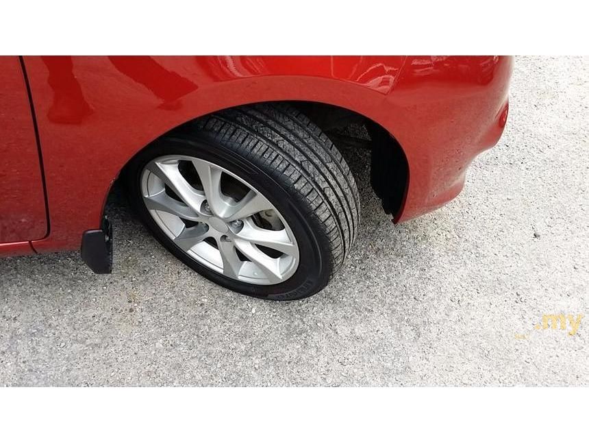 Perodua Alza 2013 EZ 1.5 in Perak Automatic MPV Orange for 
