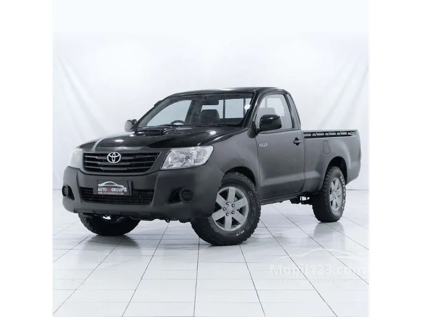 2012 Toyota Hilux E Pick-up