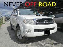 2011 Toyota Hilux 3.0 G VNT CANOPY PRIVATE USED NEVER OFF ROAD 1 CAREFUL OWNER