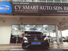 2018 Mercedes-Benz A45 AMG 2.0 4MATIC Hatchback Yellow Night Edition Limited in market for local CBU Under Warranty till 2022 w176