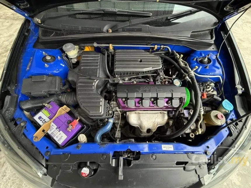 2004 Honda Civic VTi-S Sedan
