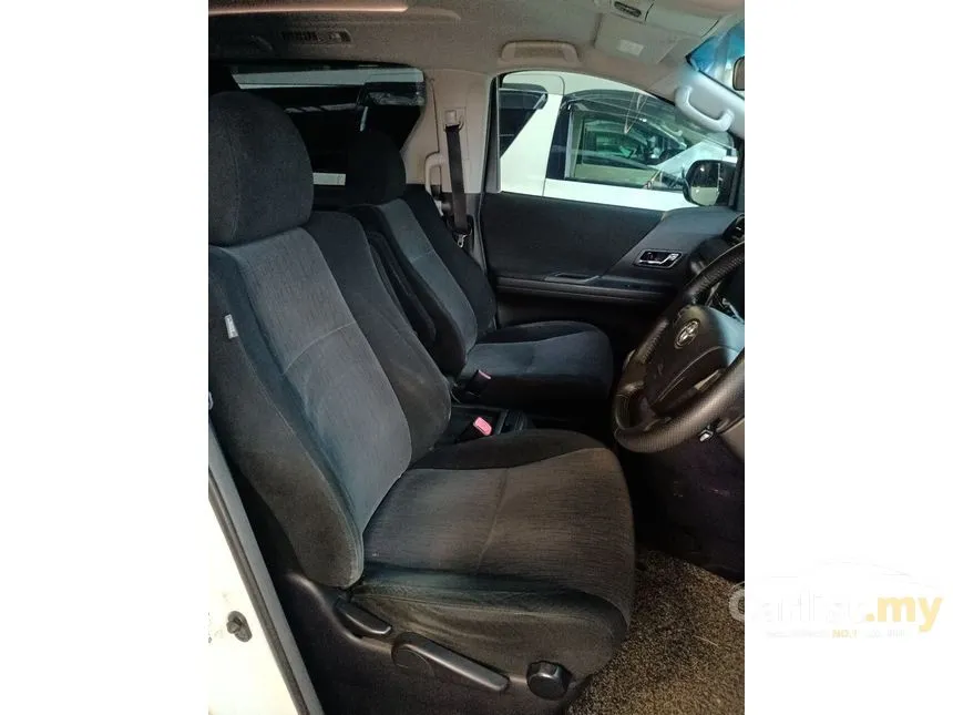 2011 Toyota Vellfire Z MPV