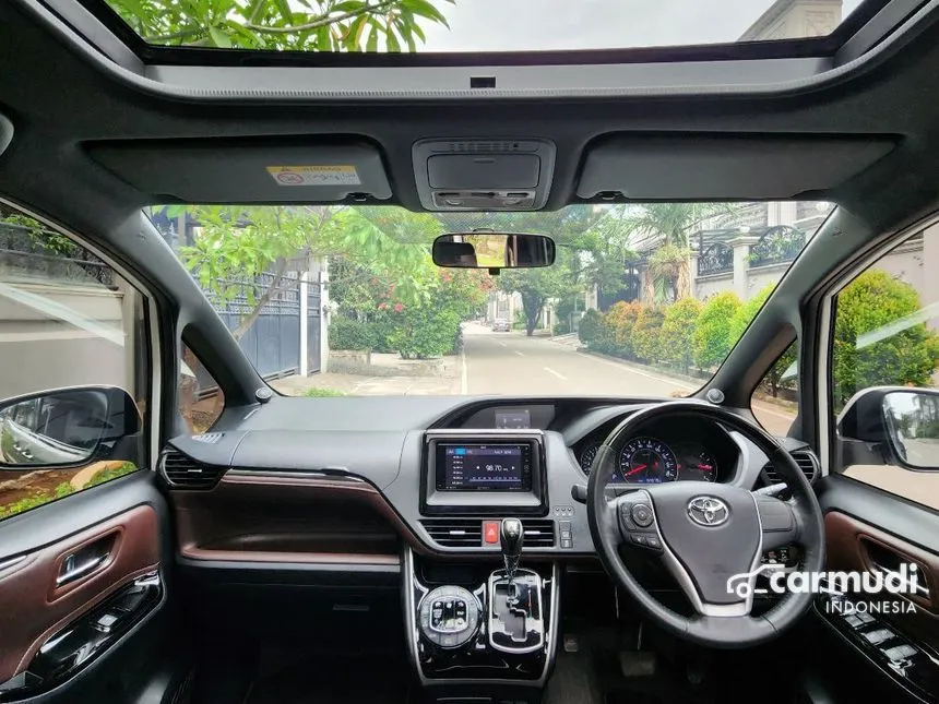 2019 Toyota Voxy MPV