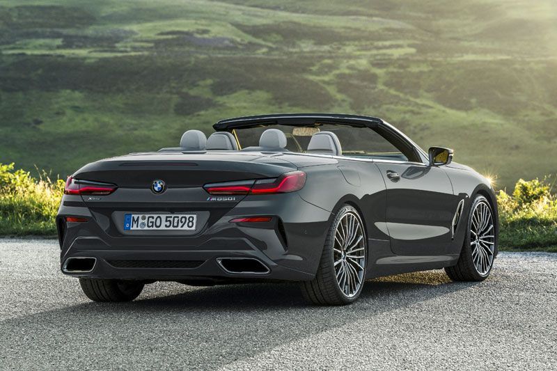 BMW Pamerkan Indahnya All-new 8 Series Convertible 1