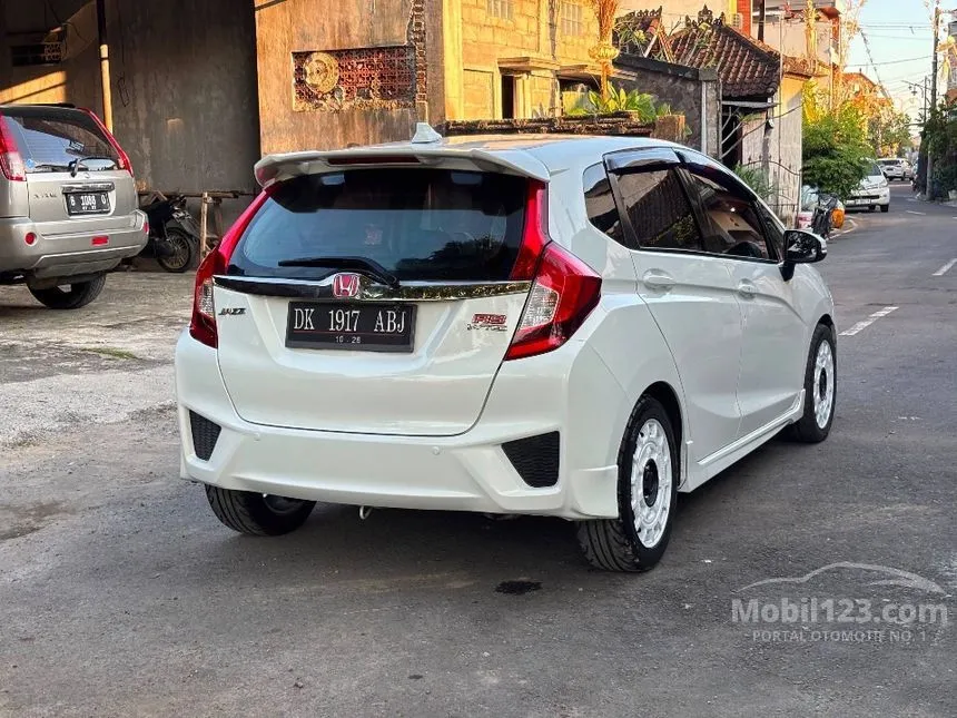 2016 Honda Jazz RS Hatchback