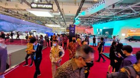 BBM Mahal dan Harga Pertalite Isunya akan Naik, yang Kaya pun Cari Mobil Irit