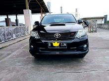 Toyota Fortuner 2.5 diesel G TRD SUV auto matic