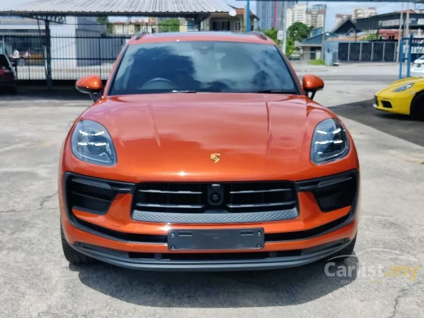 2022 Porsche Macan SUV