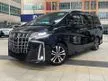 Recon RECON 2021 Toyota Alphard 2.5 SC MPV 20K LowKM / SUNROOF / DIM BSM / 3 LED HEADLAMP / ROOF MONITOR / FREE SERVICE 1 TIME / 5 YRS WARRANTY - Cars for sale