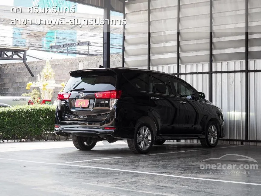 2019 Toyota INNOVA Crysta V Wagon