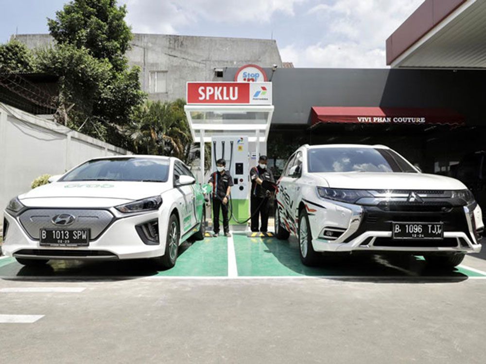 Pertamina Resmikan SPKLU Baru, Isi Daya Masih Gratis