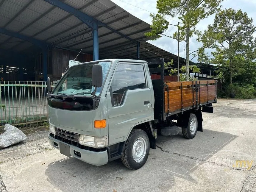 2007 Toyota LY121 Lorry