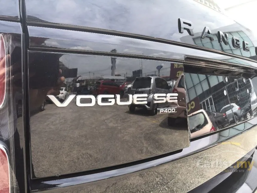 2019 Land Rover Range Rover P400 Vogue SE SUV