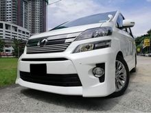 2015 Toyota Vellfire golden eye **sunroof ,Home Theater System ,1 yrs warranty