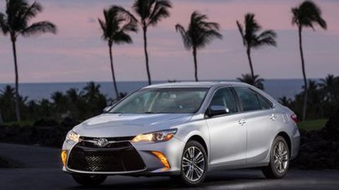 Puluhan Ribu Toyota Camry Kena Recall