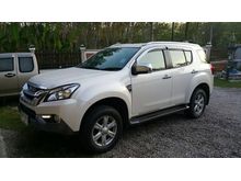 2014 Isuzu MU-X 3.0 (ปี 13-17) SUV AT