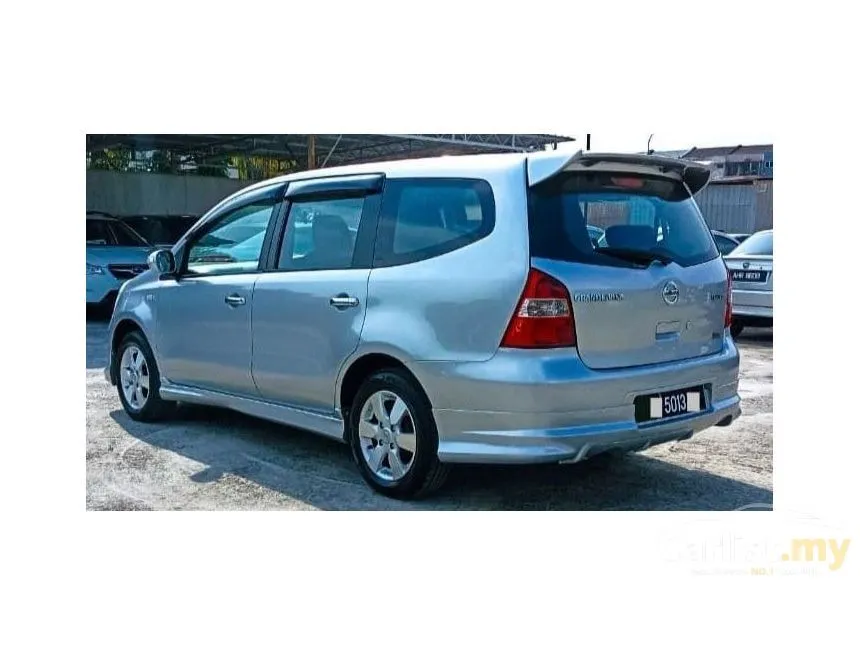 2013 Nissan Grand Livina Luxury MPV