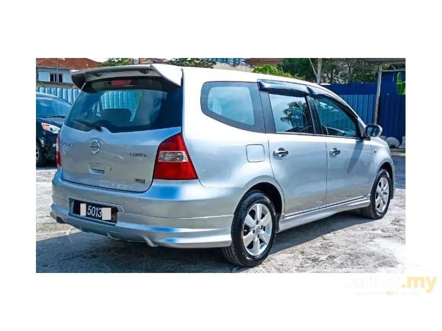 2013 Nissan Grand Livina Luxury MPV