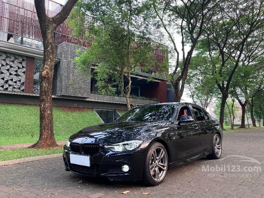 Jual Mobil BMW 330i 2019 M Sport 2.0 di DKI Jakarta Automatic Sedan Hitam Rp 535.000.000