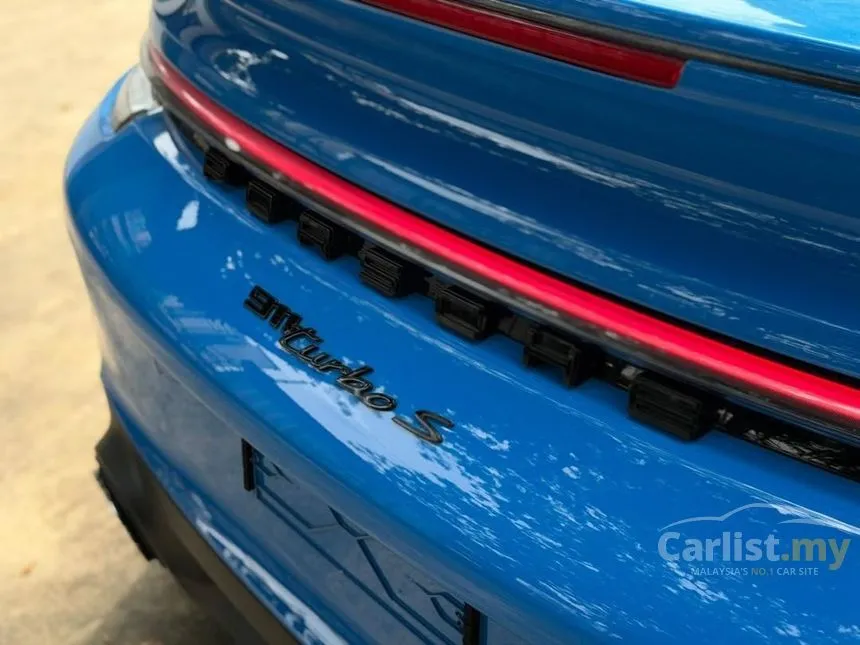 2022 Porsche 911 Turbo S Coupe