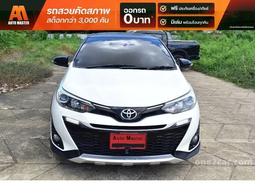 2019 Toyota YARIS High Hatchback