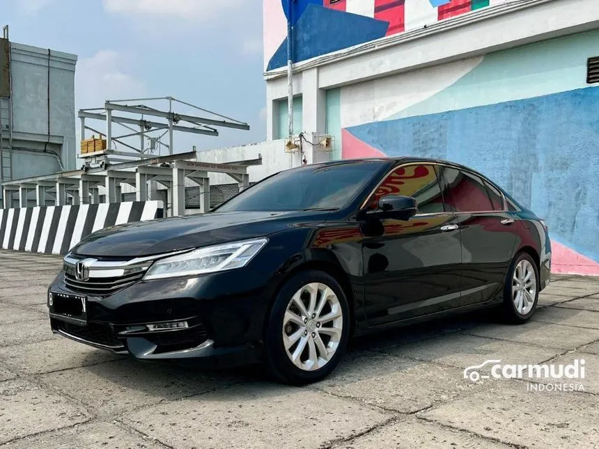 2016 Honda Accord VTi-L Sedan