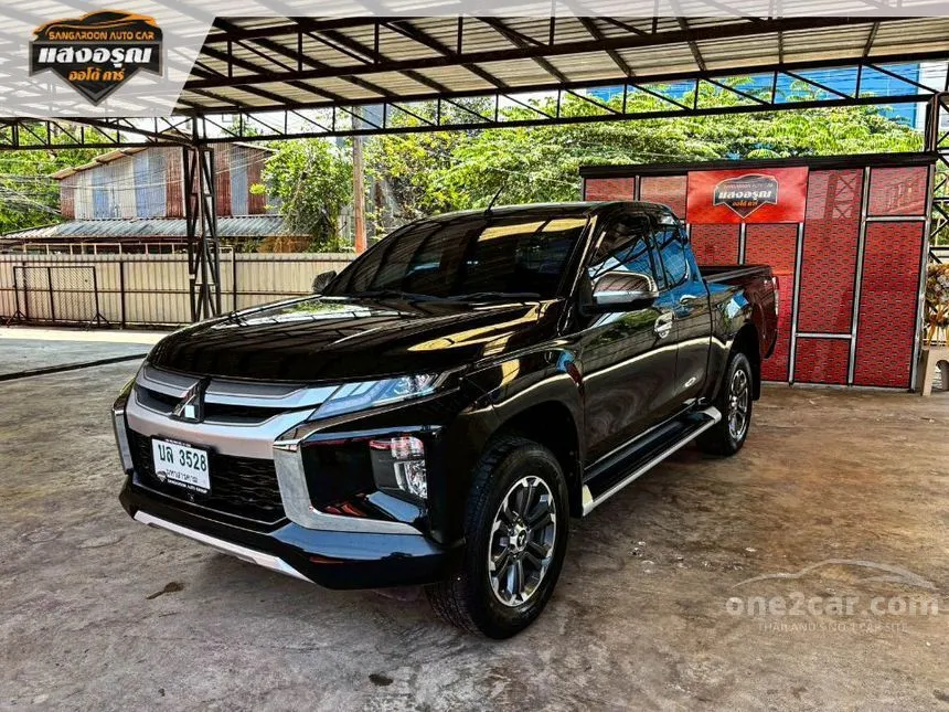 2019 Mitsubishi TRITON GLS Plus Mega Cab Pickup