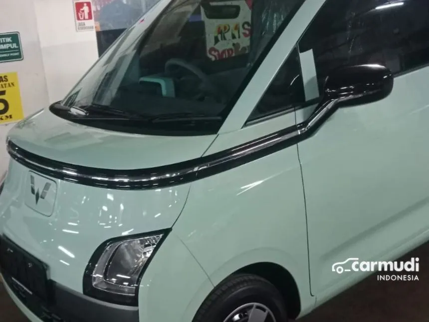 2024 Wuling EV Air ev Lite Long Range Hatchback