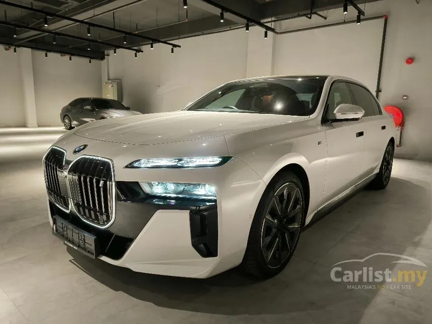 2023 BMW i7 xDrive60 M Sport Sedan