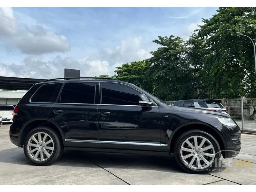 2010 Volkswagen Touareg V6 R-Line FSI SUV