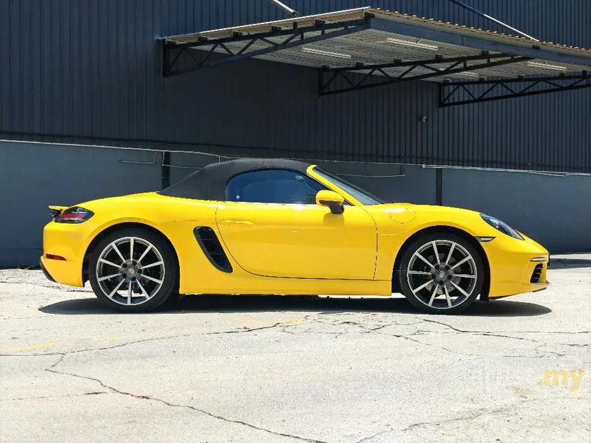 2021 Porsche 718 Boxster Convertible