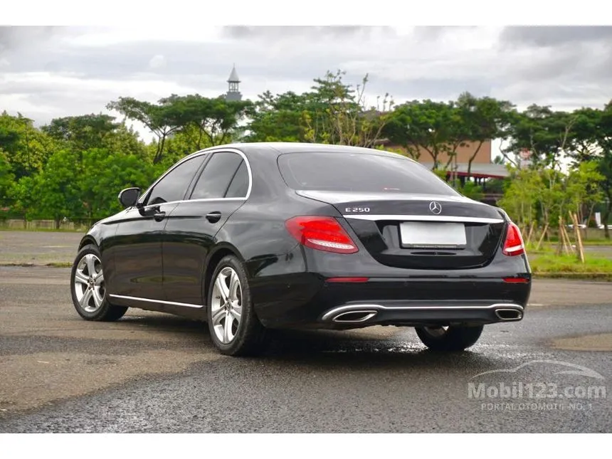 2018 Mercedes-Benz E250 Avantgarde CKD Sedan