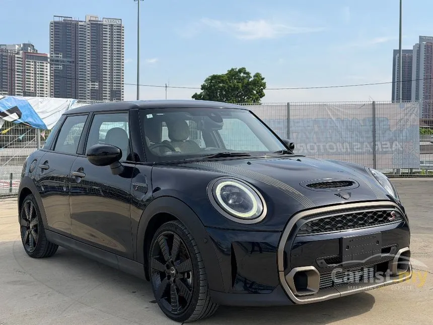 2023 MINI Cooper S 5 Door Hatchback