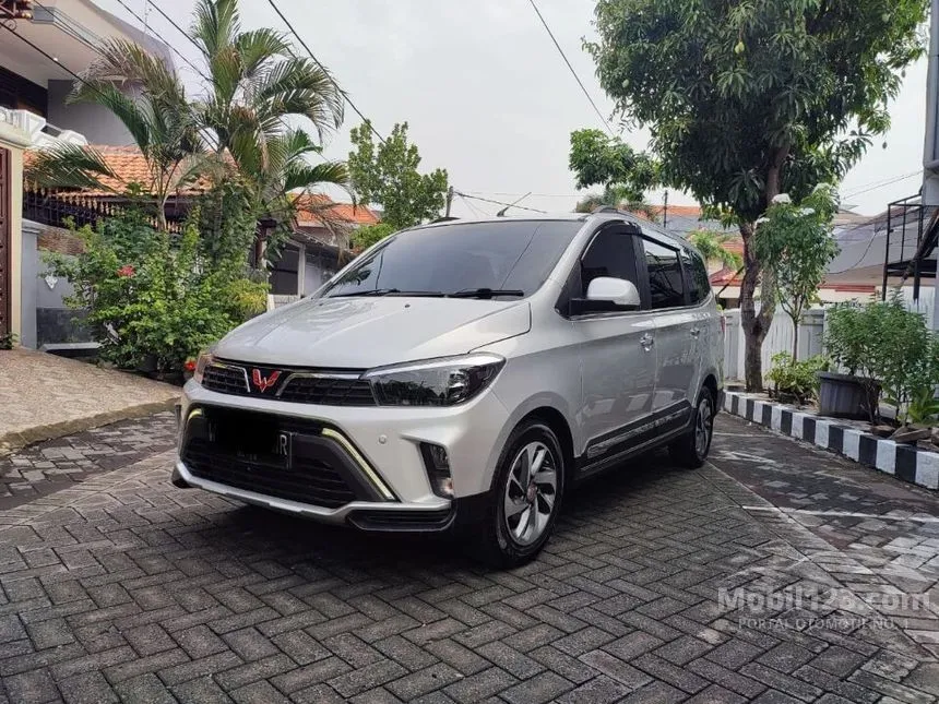 Jual Mobil Wuling Confero 2021 S L Lux+ 1.5 di Jawa Timur Manual Wagon Silver Rp 135.000.005
