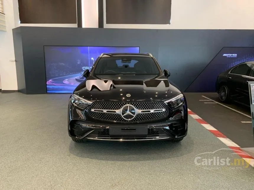 2025 Mercedes-Benz C200 Avantgarde Sedan