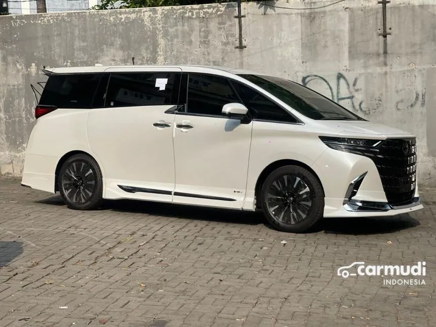 2023 Toyota Alphard HEV MPV