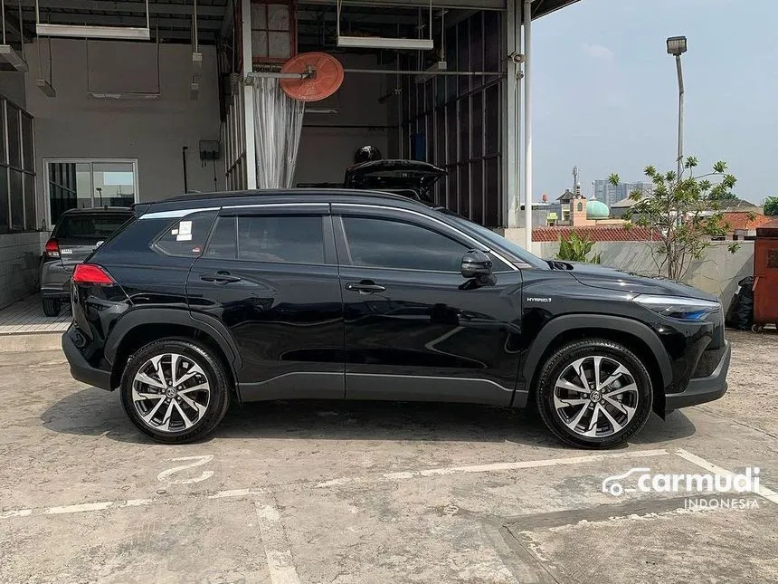 2024 Toyota Corolla Cross Hybrid Wagon