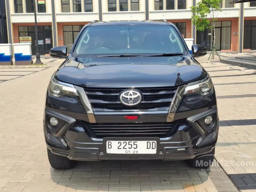 2019 Toyota Fortuner VRZ TRD 4X2 SUV