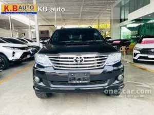 2015 Toyota FORTUNER 2.5 V SUV