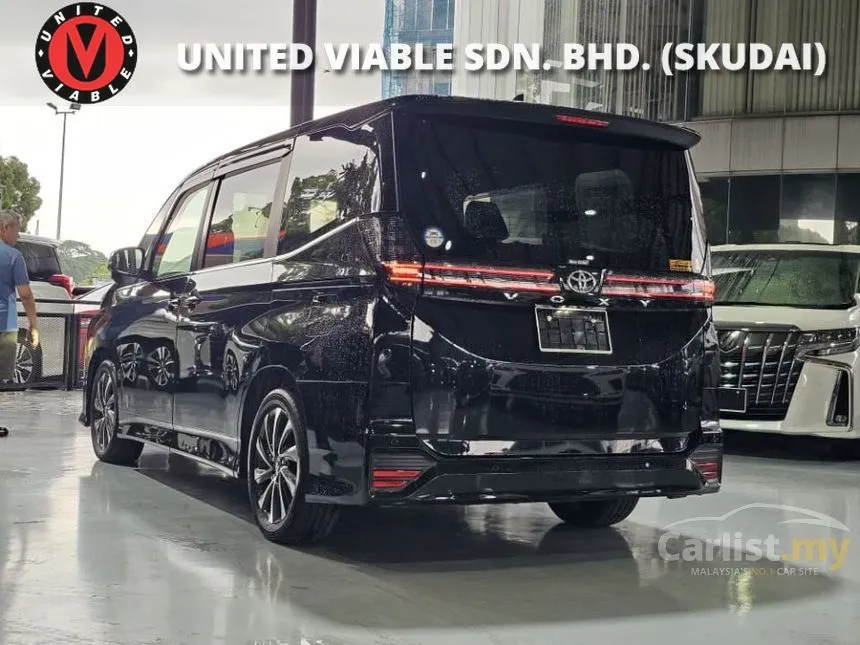 2022 Toyota Voxy S-Z MPV