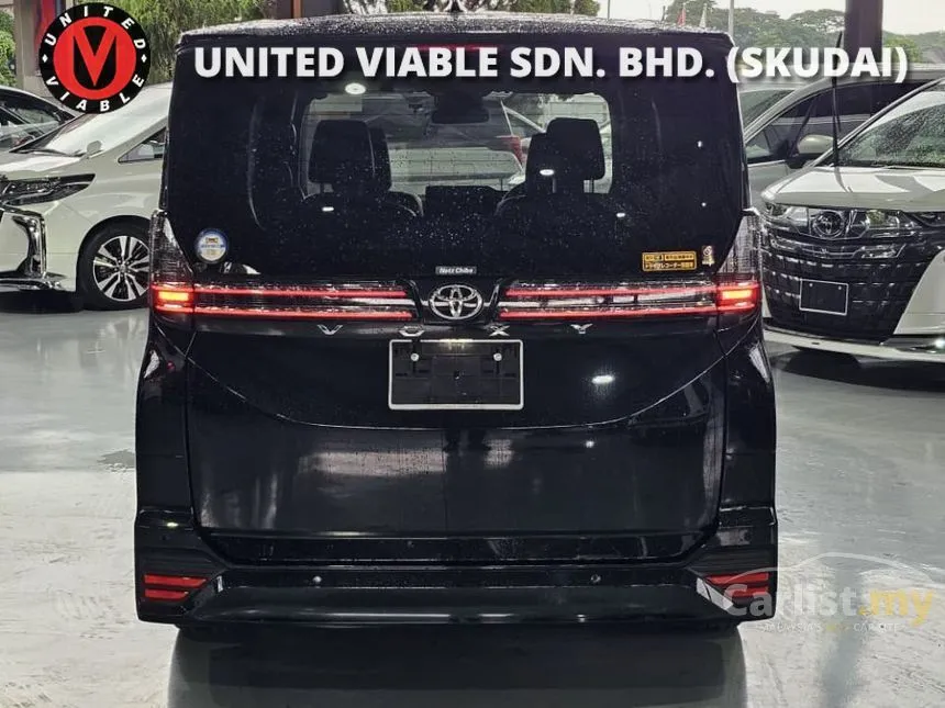2022 Toyota Voxy S-Z MPV