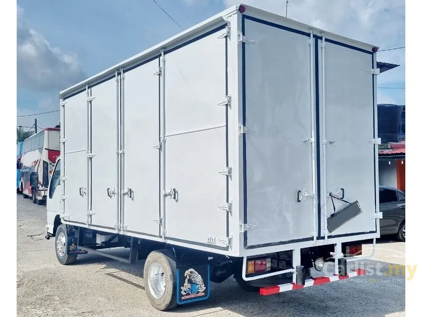 2013 Isuzu Elf NPR66UPH Lorry