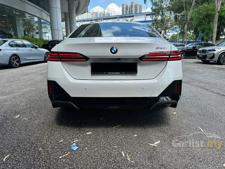 2024 BMW 520i M Sport Sedan